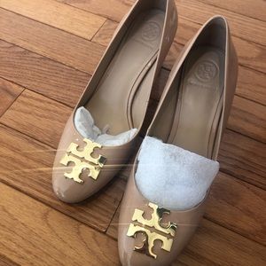 Tory Burch Gigi Pump -Tory Beige (only worn once)